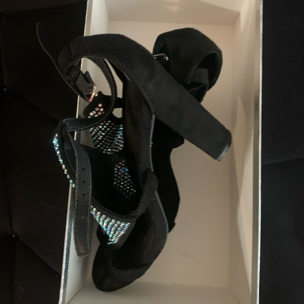 Elegant Black Heels with Rhinestone Accents